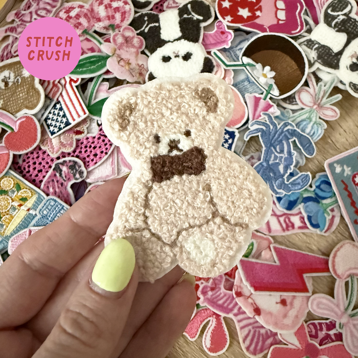IVORY TEDDY Iron-on Patch