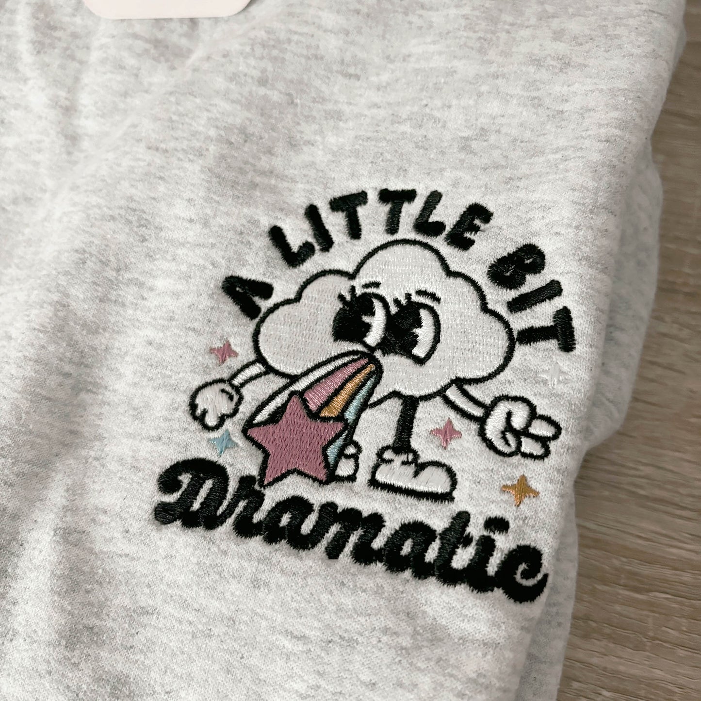 A LITTLE BIT DRAMATIC Ash Gray Embroidered Christmas Crewneck Sweatshirt
